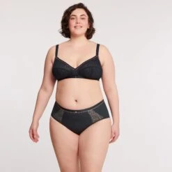 Culotte Noir Just Couture 7 Culotte Noir Just Couture -Bestform Lingerie Promos Magasin BL03488 030 WEB 3 b36da44d ef0d 4bda 81c3 20d4d691d9e6