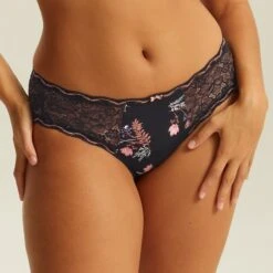 Boxer Noir Gold LUCCIA TWIST -Bestform Lingerie Promos Magasin BL07609 9N5 WEB 1 4a6e87af 998d 4064 96d1 9f17a5f0d4ce