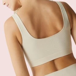 Soutien-gorge Sans Armatures Nude Just Essential 9 Soutien-gorge Sans Armatures Nude Just Essential -Bestform Lingerie Promos Magasin BL10802 043 WEB 2 f0704672 b694 450d 8b8b 73ad1bd25471