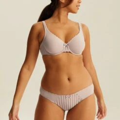 Soutien-gorge Emboîtant Avec Armatures Beige Noisette Stockholm 11 Soutien-gorge Emboîtant Avec Armatures Beige Noisette Stockholm -Bestform Lingerie Promos Magasin BL44446 042 WEB 31