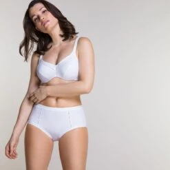 Soutien-gorge Minimizer Avec Armatures Blanc Bari -Bestform Lingerie Promos Magasin CL16871 010 WEB 3