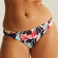 Culotte De Bain Floral ANTIOCO -Bestform Lingerie Promos Magasin CS02108 9K3 WEB 1 2897bc7d e3fb 4069 9822 2049381d9756